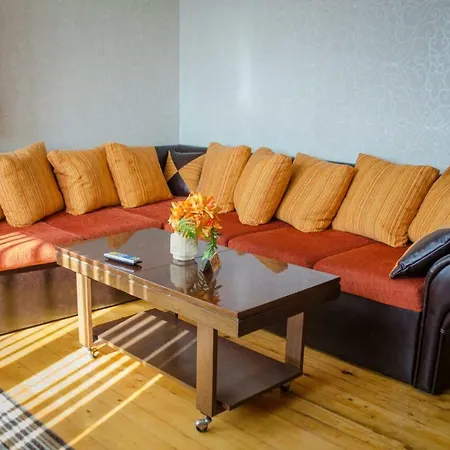 Raya Apartment Saparewa Banja