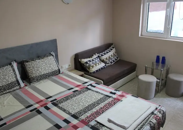 Raya Apartment Saparewa Banja