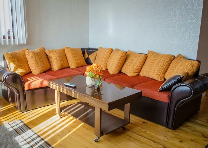 Raya Apartment Saparewa Banja